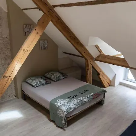 Villa Maison Et Piscine En Bordure De Riviere Avec Parc *
